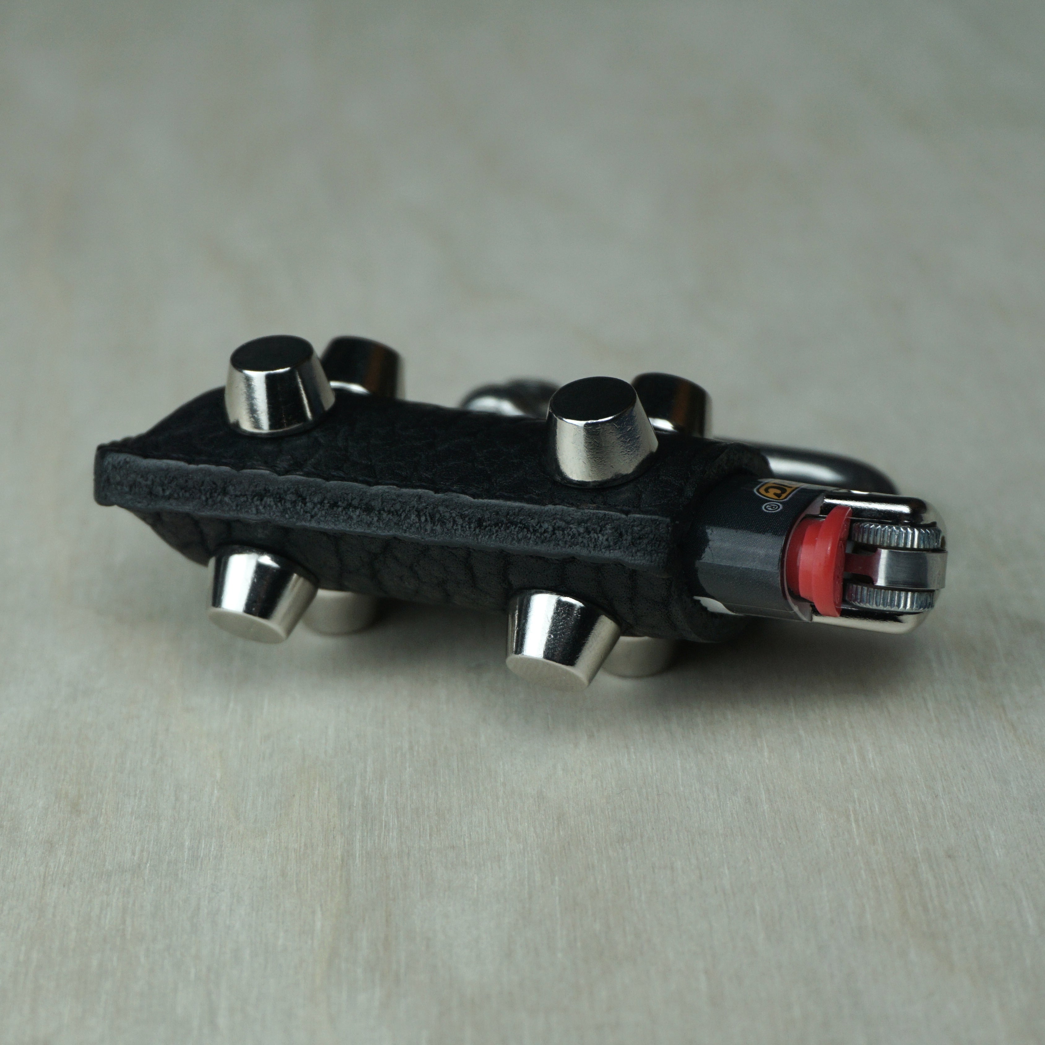 Bucket Stud Bison Leather Lighter Holder