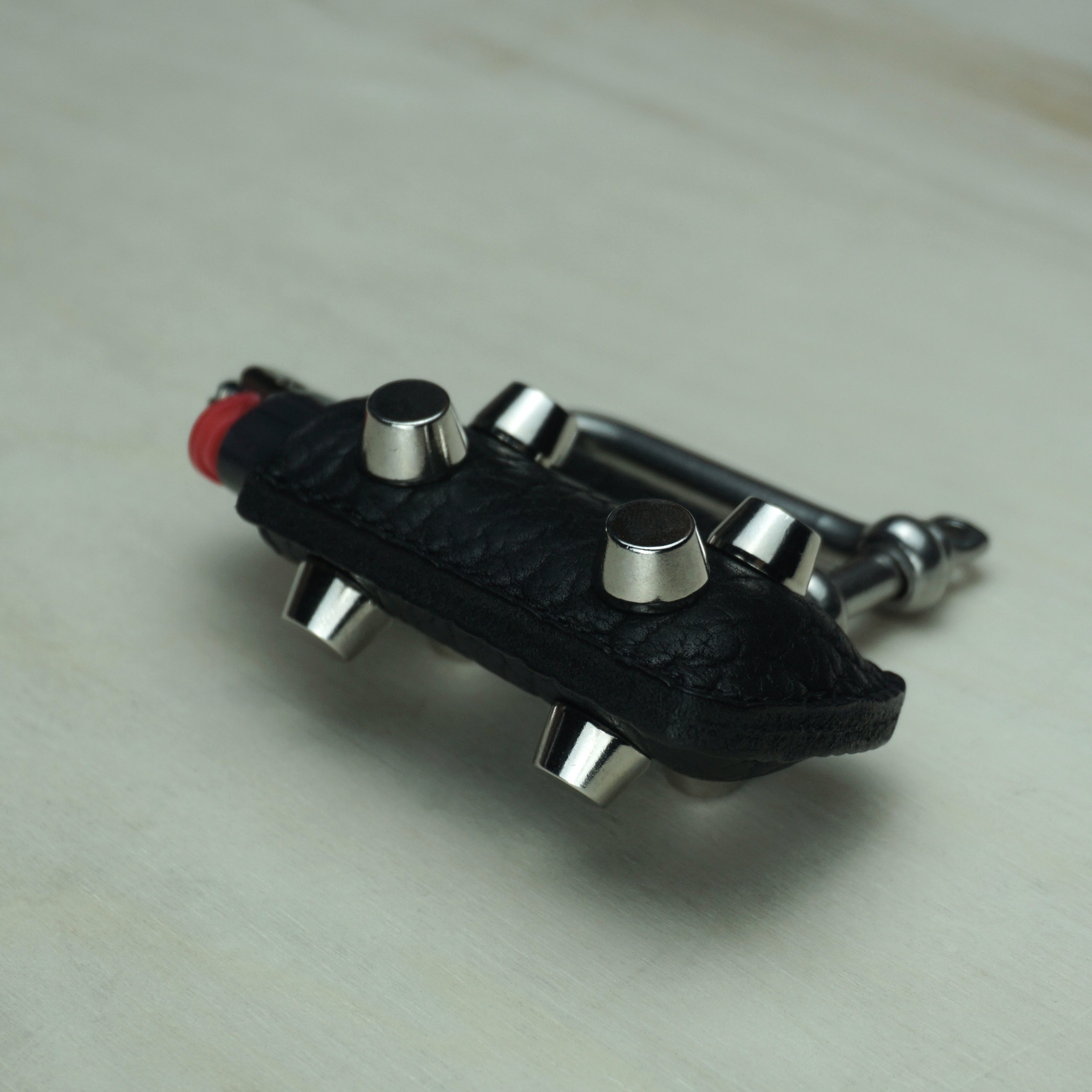 Bucket Stud Bison Leather Lighter Holder