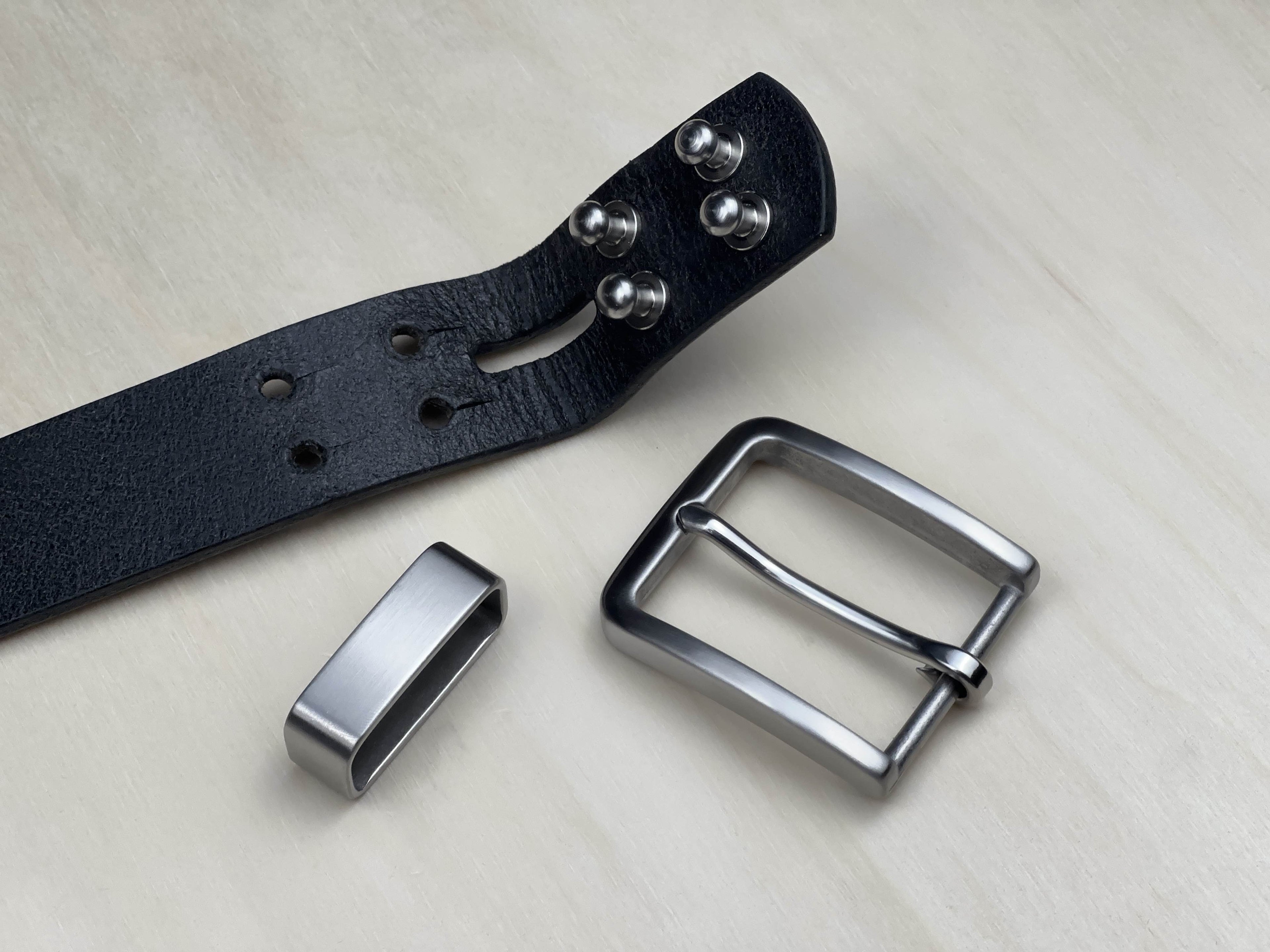 "Base" Belt in Full Grain Buffalo Leather